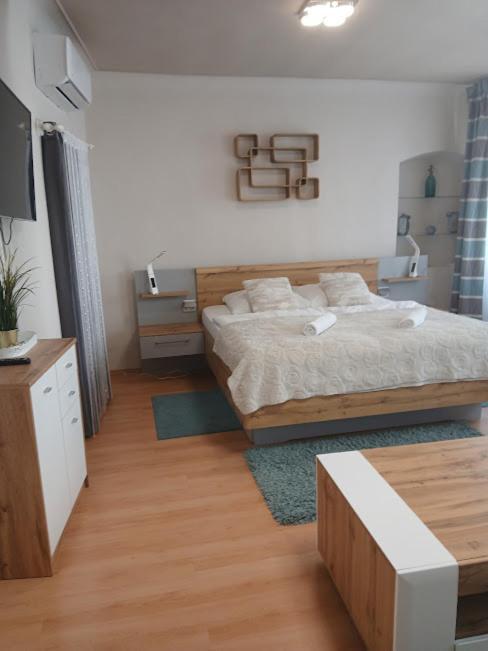 Soda Apartman Győr Exterior foto